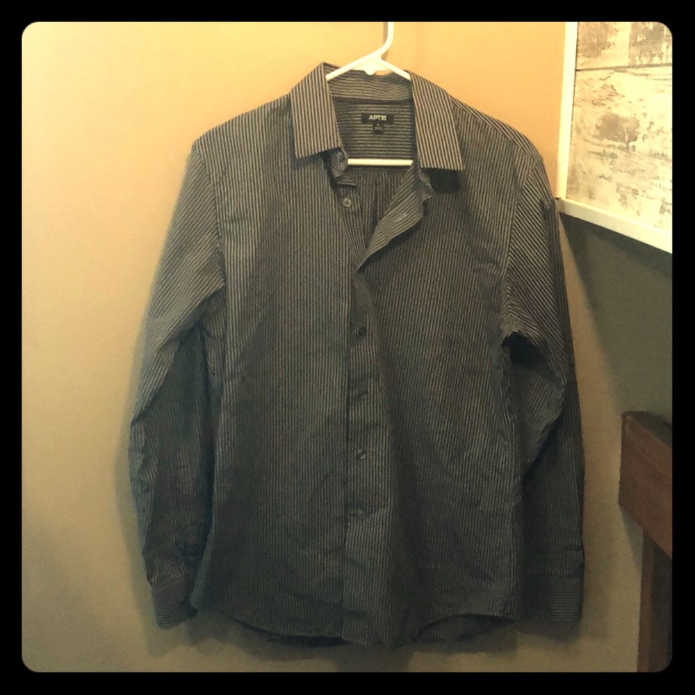 Men’s Apt 9 long sleeve collared button up